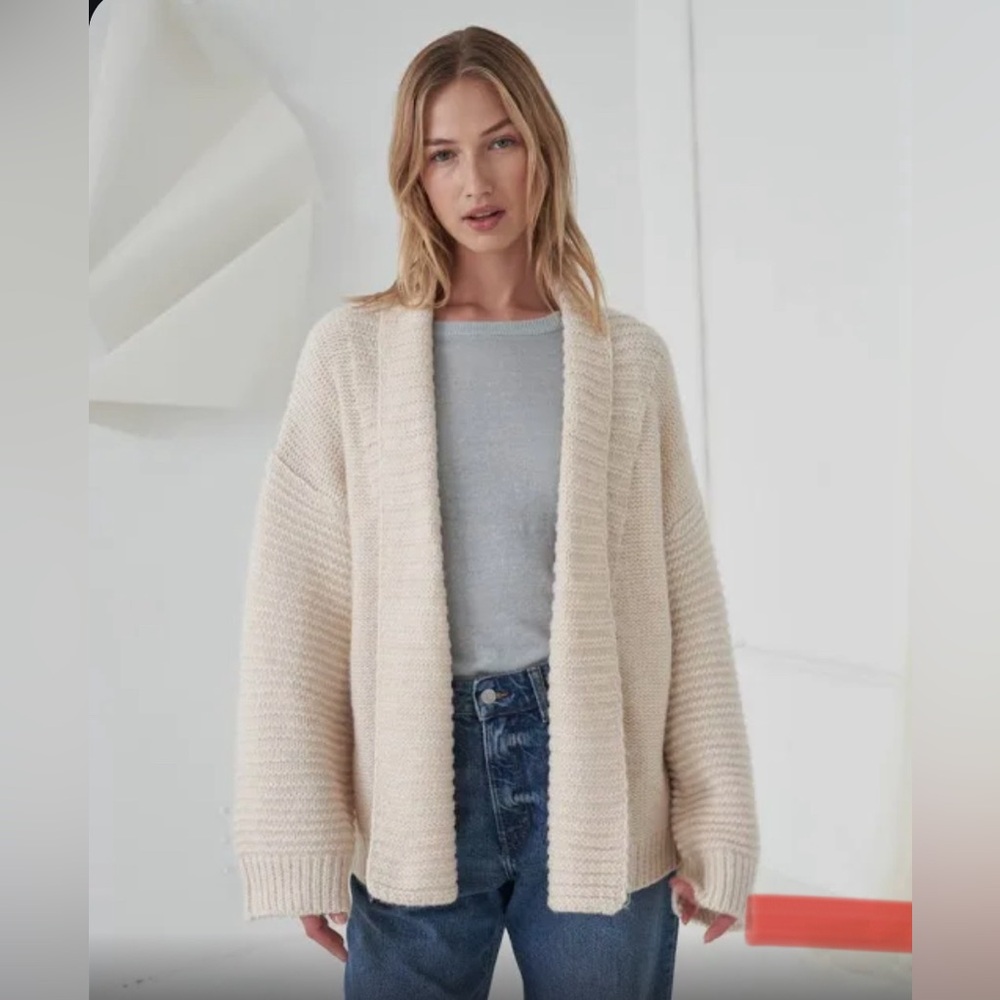Little lies chunky cream cardigan - s/m